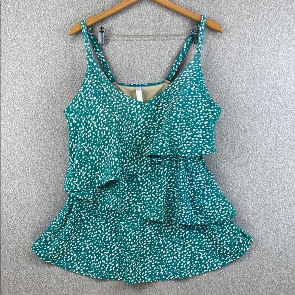 Cacique tankini swim top size 22 green with white spots resort tropical travel - Picture 1 of 8